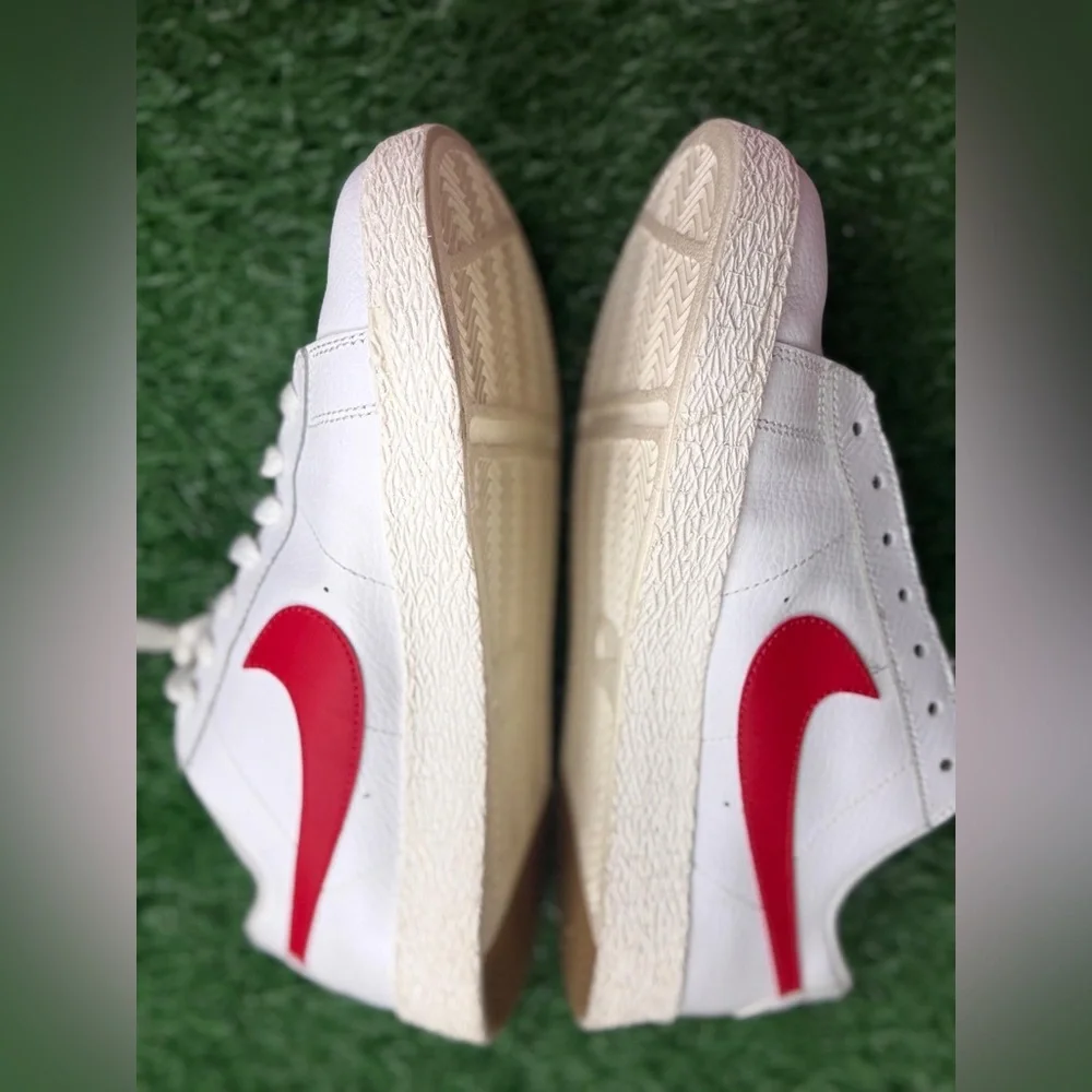Nike Blazer Low‎ GS CZ7106 100 Sz 6Y White University Red-Sail